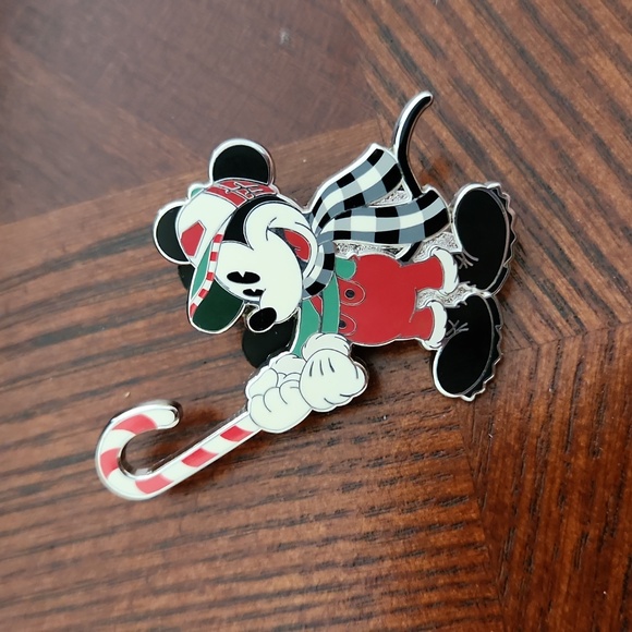 Disney Mickey and Minnie Mouse Holiday Pin Set 2019 Candy Cane - Picture 3 of 6